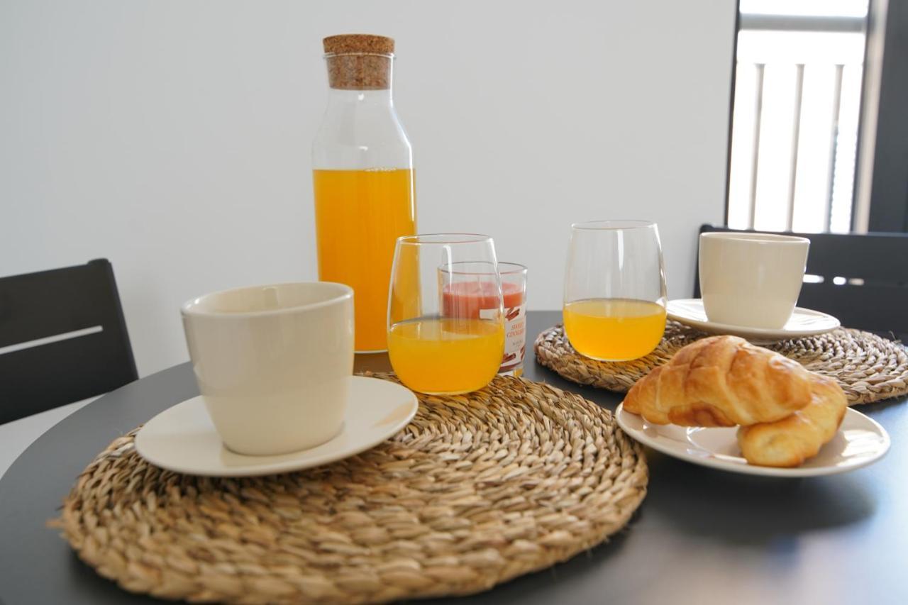 Bet Apartments - Suites Puerto Valencia Eksteriør billede