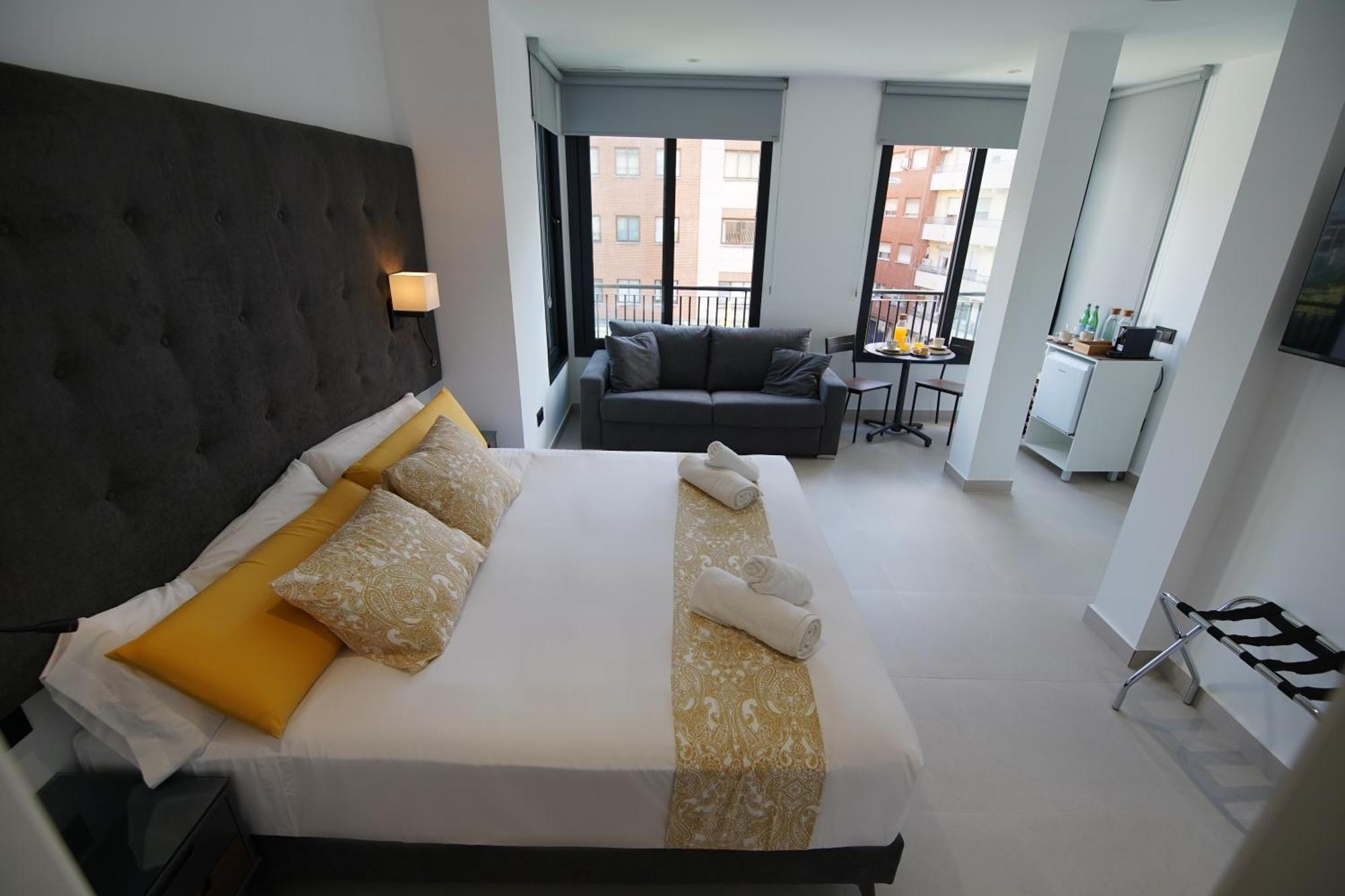 Bet Apartments - Suites Puerto Valencia Eksteriør billede